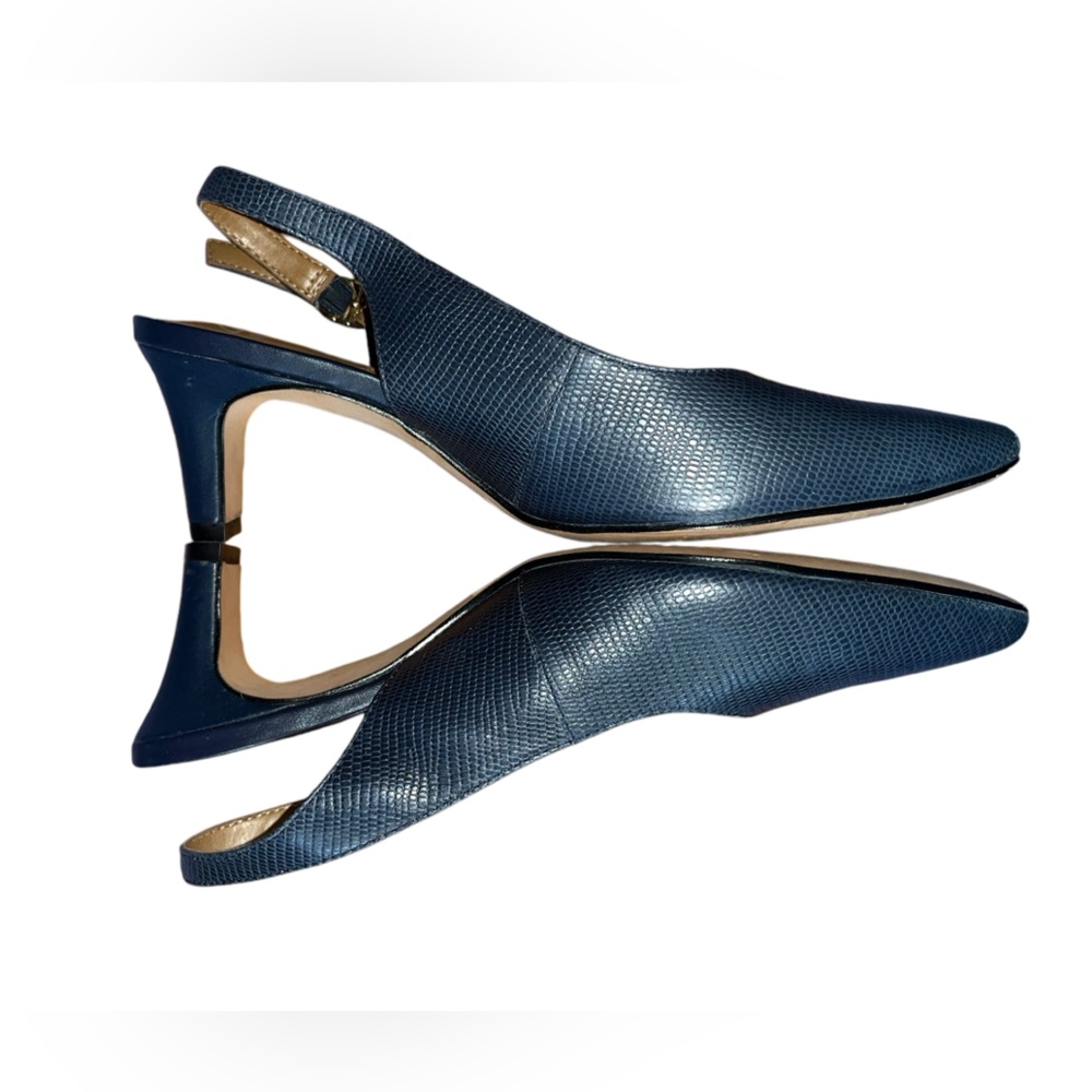 Clark’s Collection Navy Slingback Pumps Size 6.5 M - Picture 5 of 8